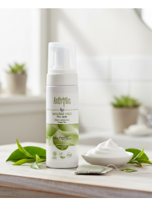 Face Cleansing Mousse with Green Tea, 150ml